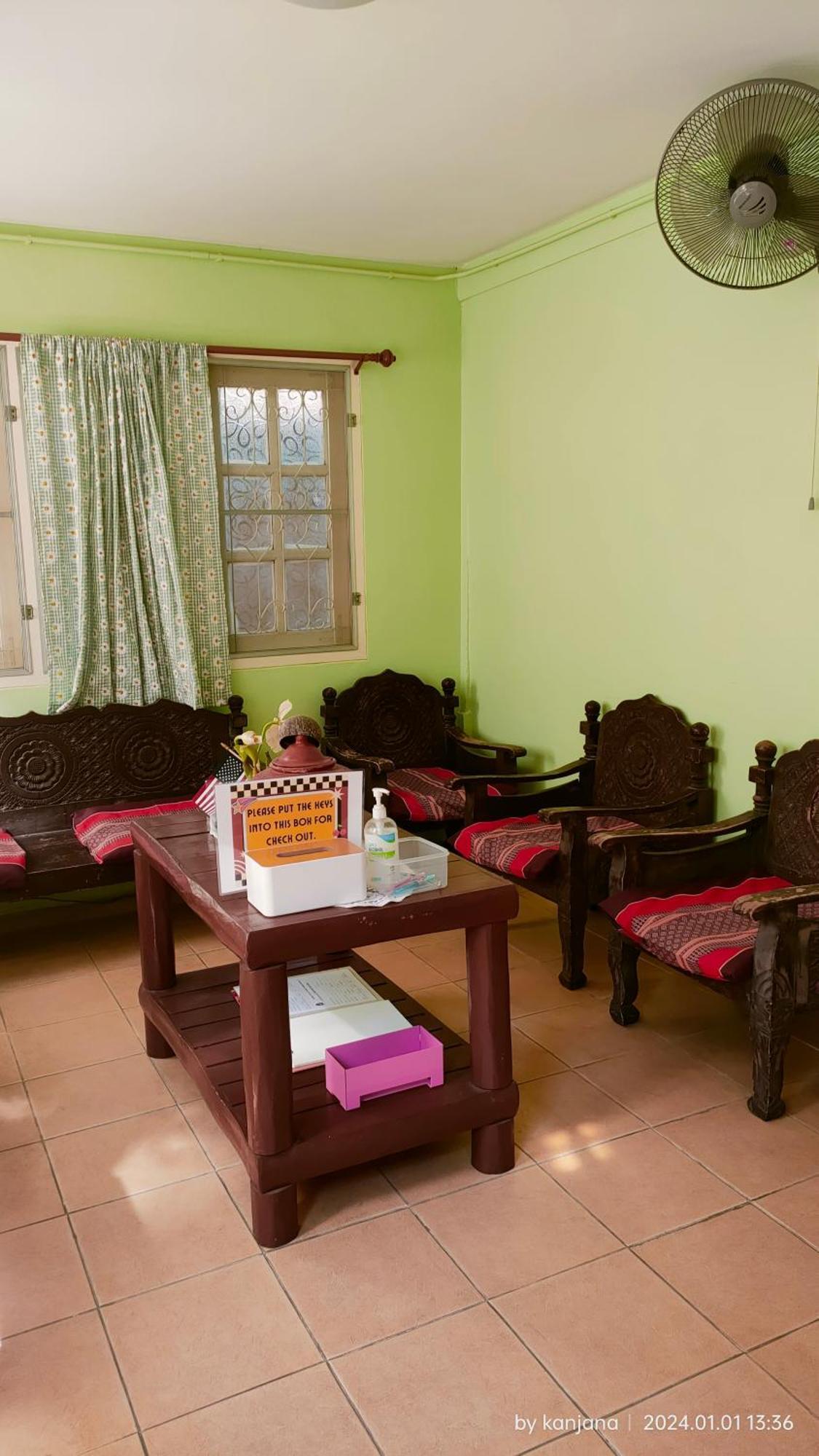 Home Stay At Tapae Τσιάνγκ Μάι Εξωτερικό φωτογραφία